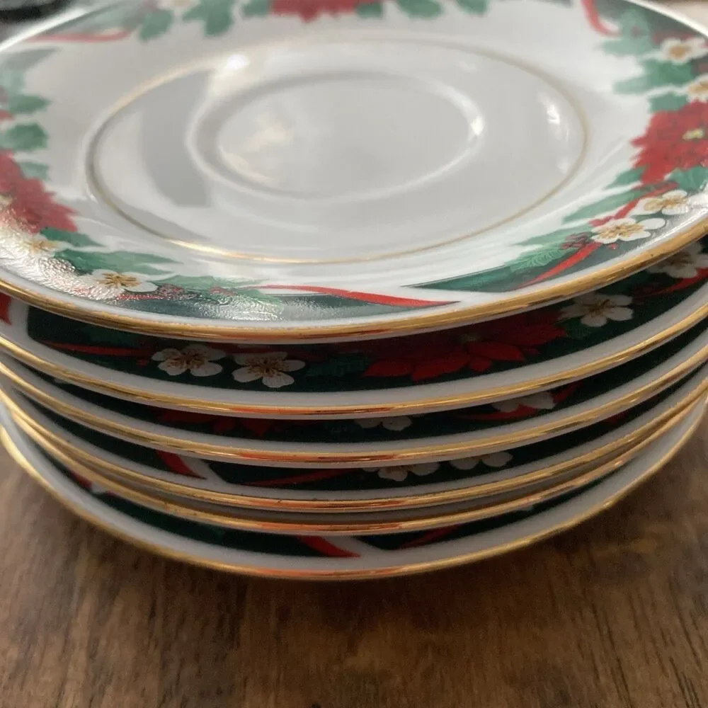 6 Vintage Poinsettia Christmas Saucer Plates Tienshan Fine China Deck Halls 6”